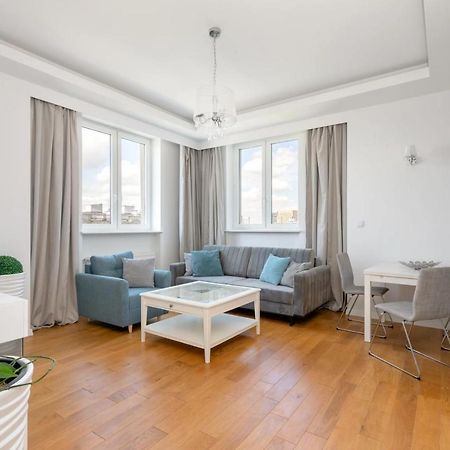 Przestronny Apartament Z Widokiem Na Miasto W Warszawie Varsovie Extérieur photo