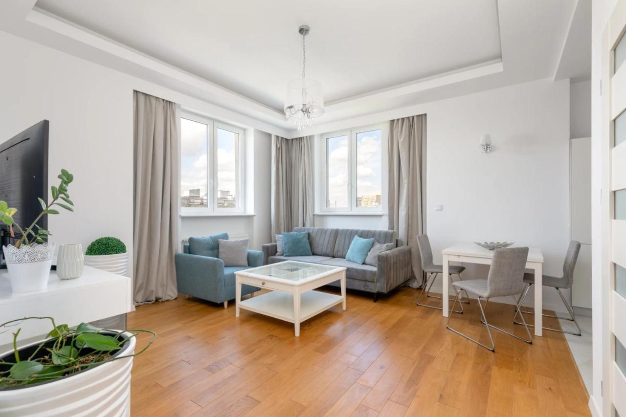 Przestronny Apartament Z Widokiem Na Miasto W Warszawie Varsovie Extérieur photo