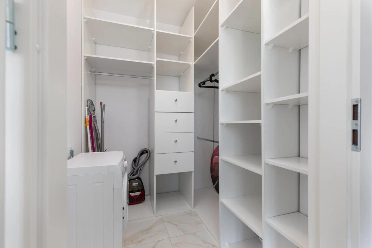 Przestronny Apartament Z Widokiem Na Miasto W Warszawie Varsovie Extérieur photo